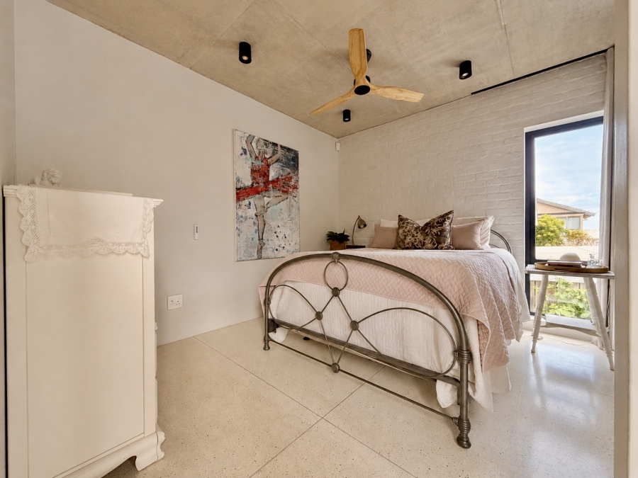 4 Bedroom Property for Sale in Onrus Western Cape